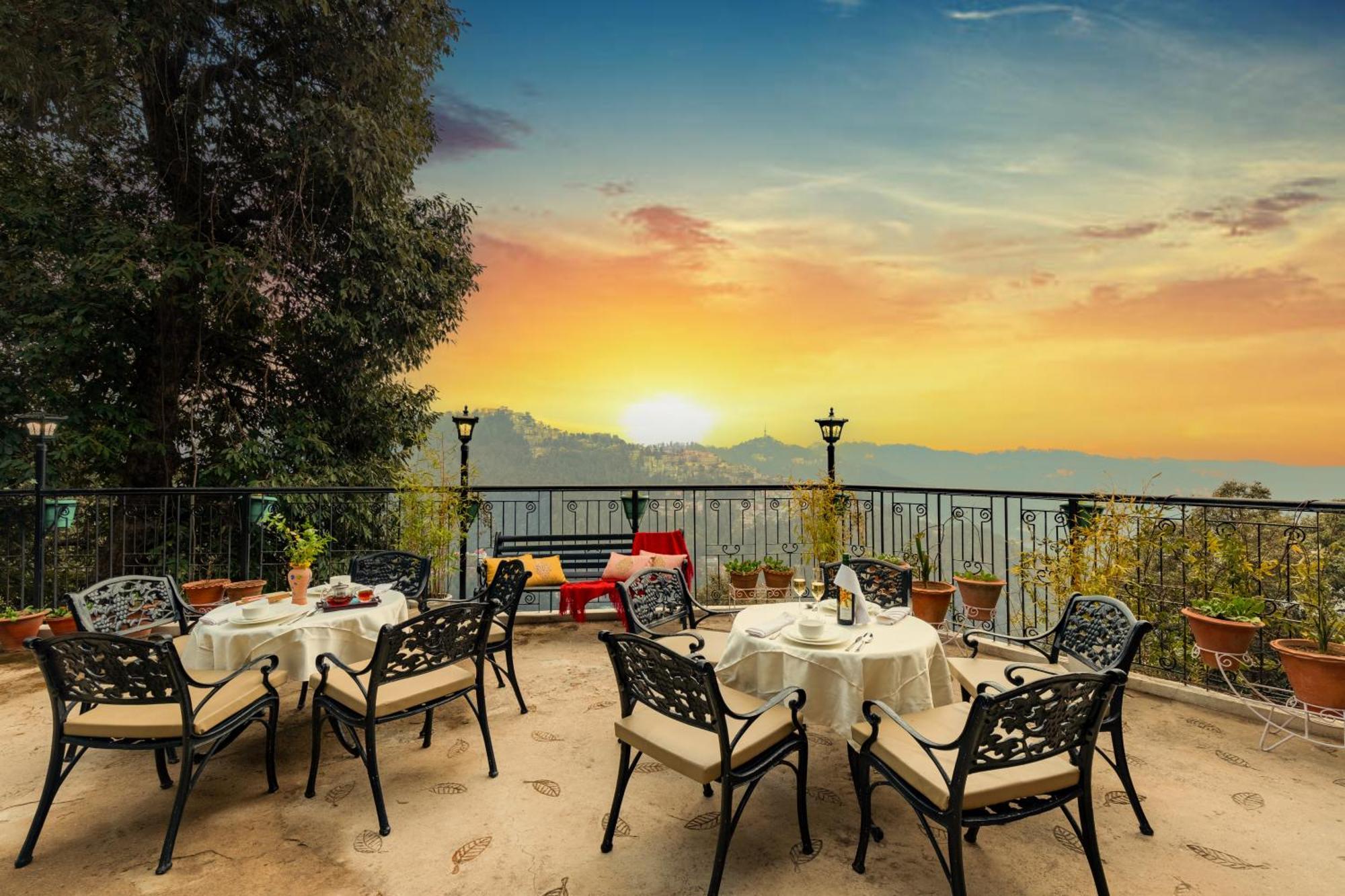 Alaya Stays Meridian Oak, Shimla Exterior photo